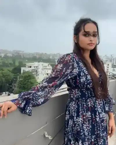 Khar Escorts