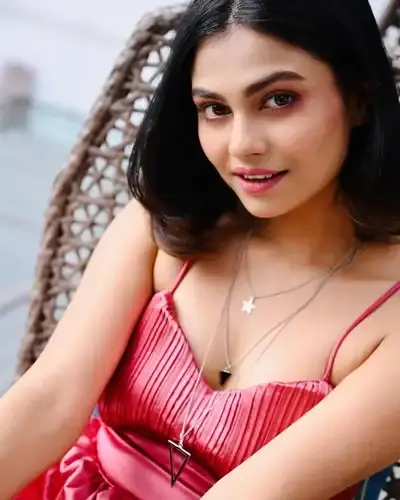 Escort Service Khar
